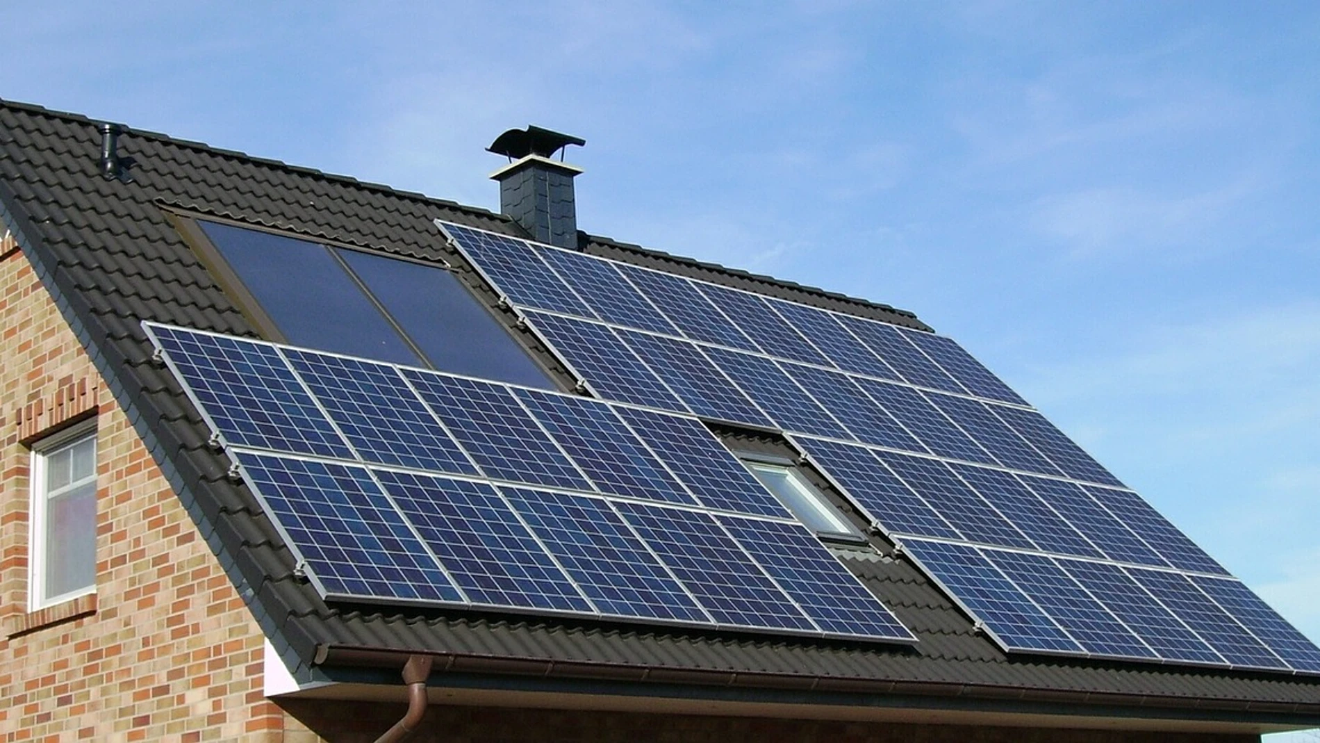 ¿Es rentable instalar paneles solares en viviendas?
